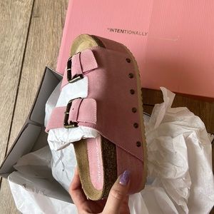 Never been worn new Intentionally Boank platform sandals!